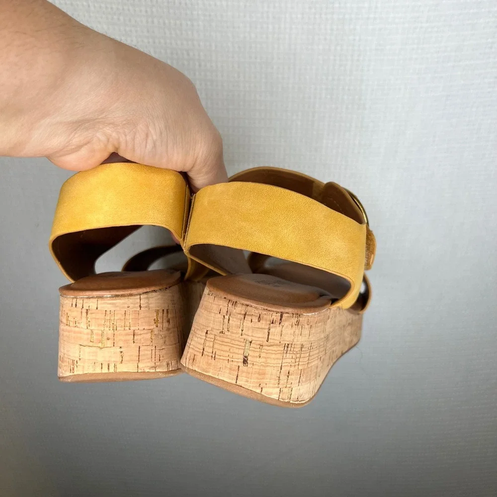 EuroSoft by Sofft Finnly Mustard Yellow Cork Wedge Platform Sandals Womens 10M